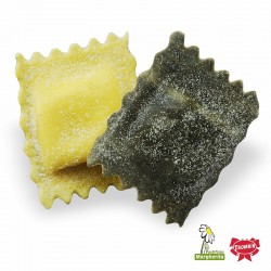 Agnolotti à l'encre de seiche - Remplissage du bar