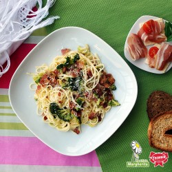 Tagliolini con pancetta e broccoli